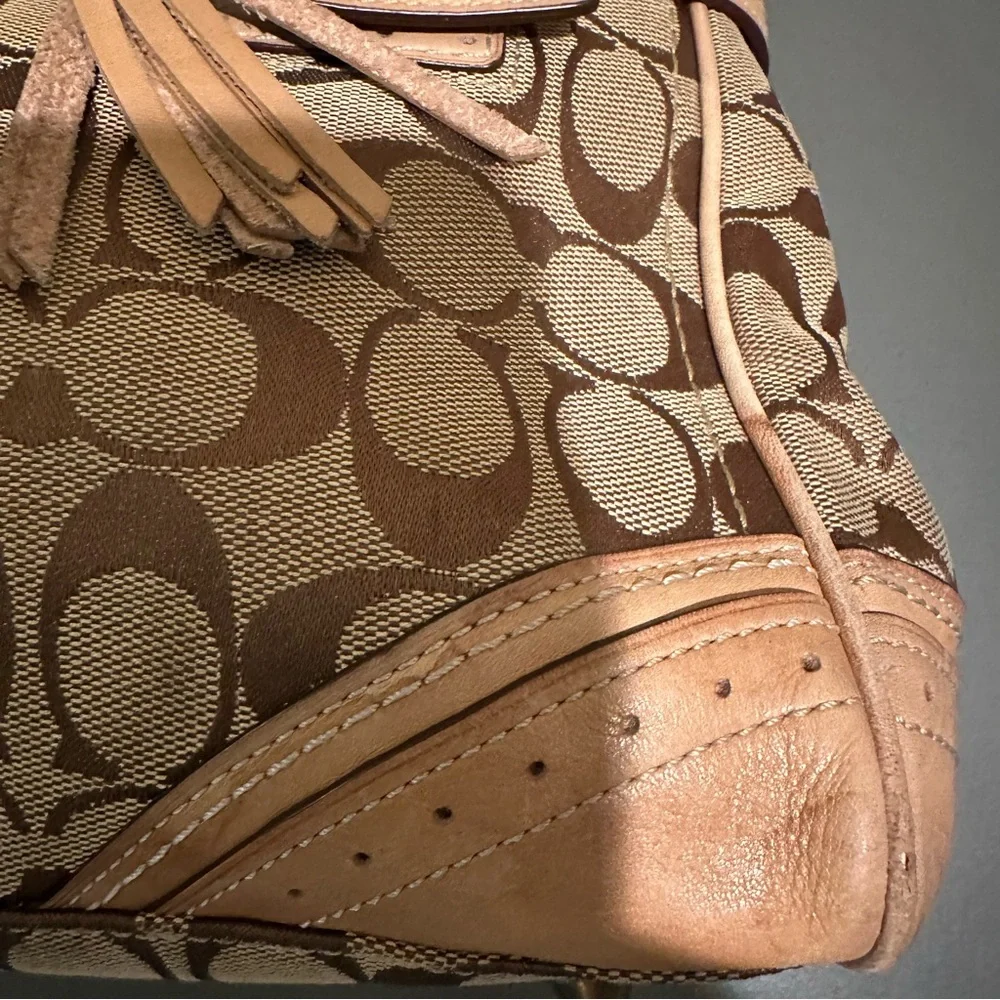 Coach Hampton Signature C Satchel. Y2K. 2006.  Style number 10507. - Picture 6 of 10